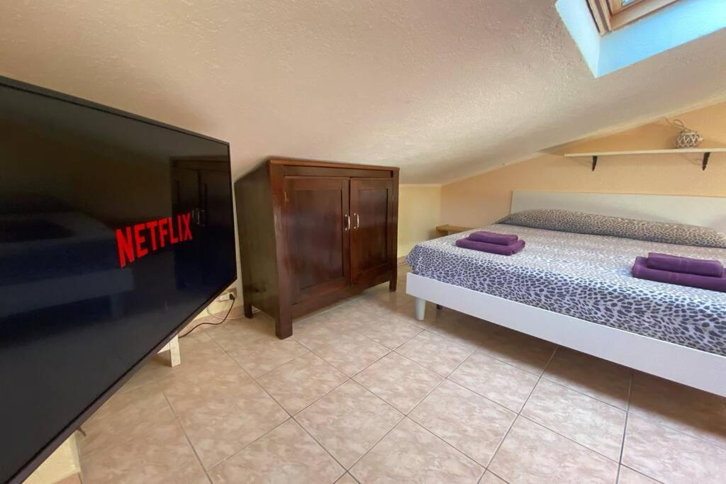 Tiny Costabella Apartment บาร์โดลิโน ภายนอก รูปภาพ